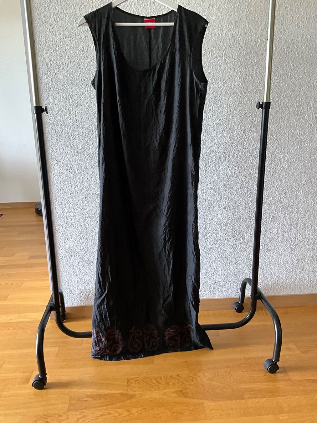 Vestiti: Kleid aus 100% Seide Gr. ca. M – Nuovo (secondo la descrizione) da Muri b. Bern venduto da SmuriS