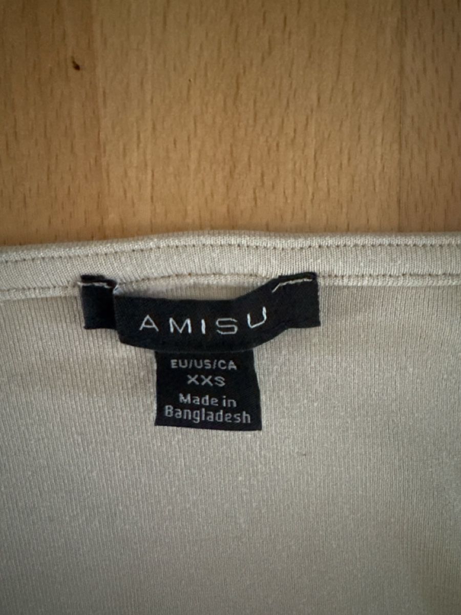 Camicette, T-shirt & Top: Oberteil – Usato da Uzwil venduto da ale_27xy 1