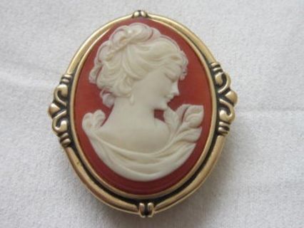 Estée Lauder Parfum & Eau de Toilette: Sammlerstück / Estee Lauder Solid Perfume "CAMEO" – Gebraucht aus Magden von  1