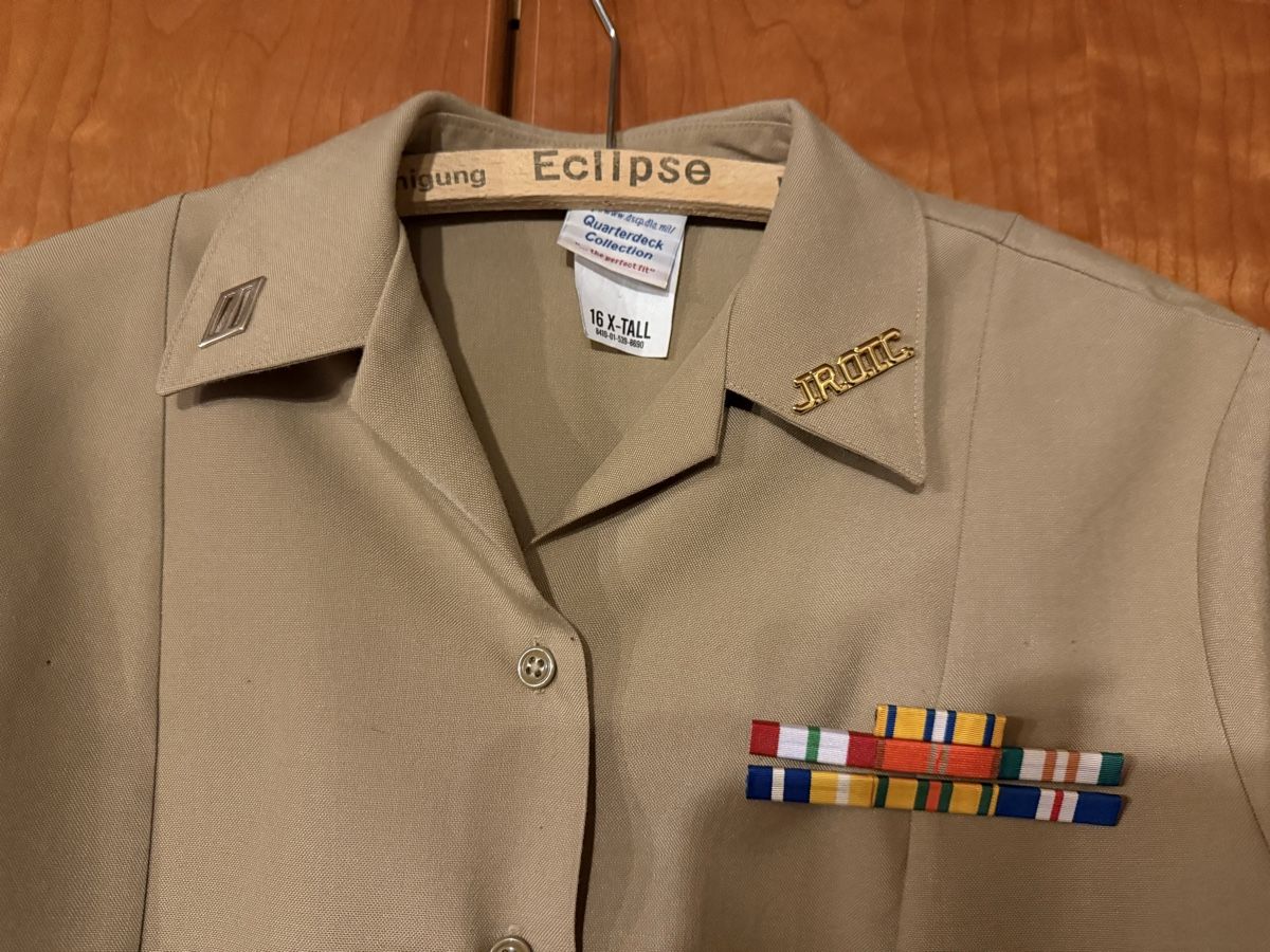 US Army Uniformi: US Marine Kadetten-Schule – Usato da Wittnau venduto da Helvetia1 1