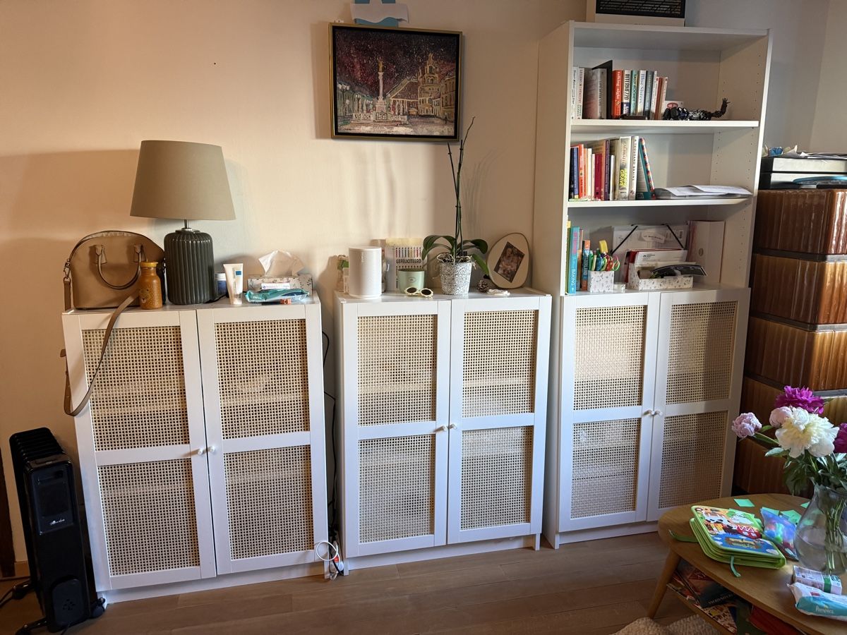 Ikea Cassettiere: White and rattan cabinets – Usato da Cham venduto da ver_ddy7