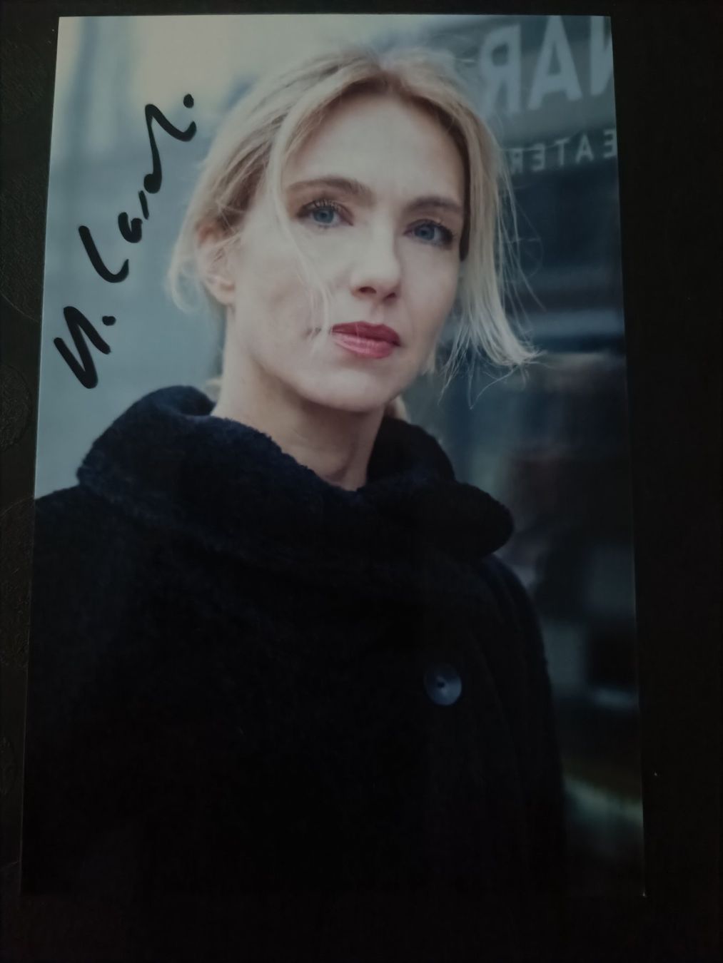 Autogramme: Ursina Lardi - handsignierte Autogrammkarte – Gebraucht aus Menziken von Artographs