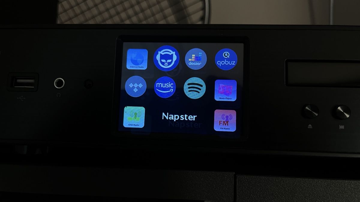 Lettore multimediale & Streamer: Imperial DABMAN 550 CD  radio Bluetooth CD player – Usato da Echandens venduto da wsurfer 2