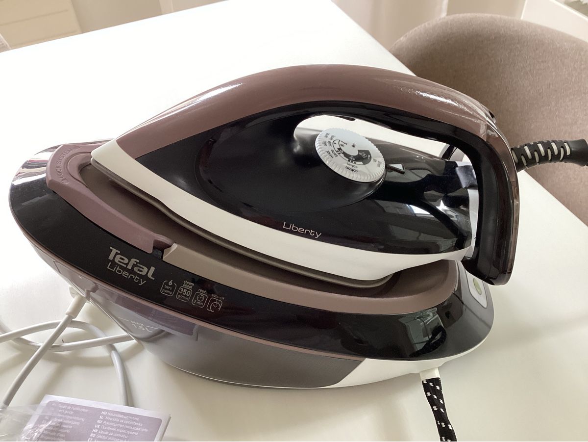 Tefal Fers à repasser: Dampfbügeleisen Tefal liberty – D'occasion à Dietikon par Gus7 2