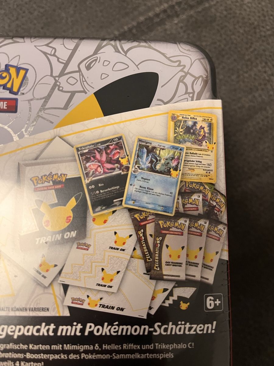 Pokémon Cartes à collectionner: Pokemon Celebration Koffer DE – Neuf avec emballage d'origine à Winterthur par Brachypelma007 2
