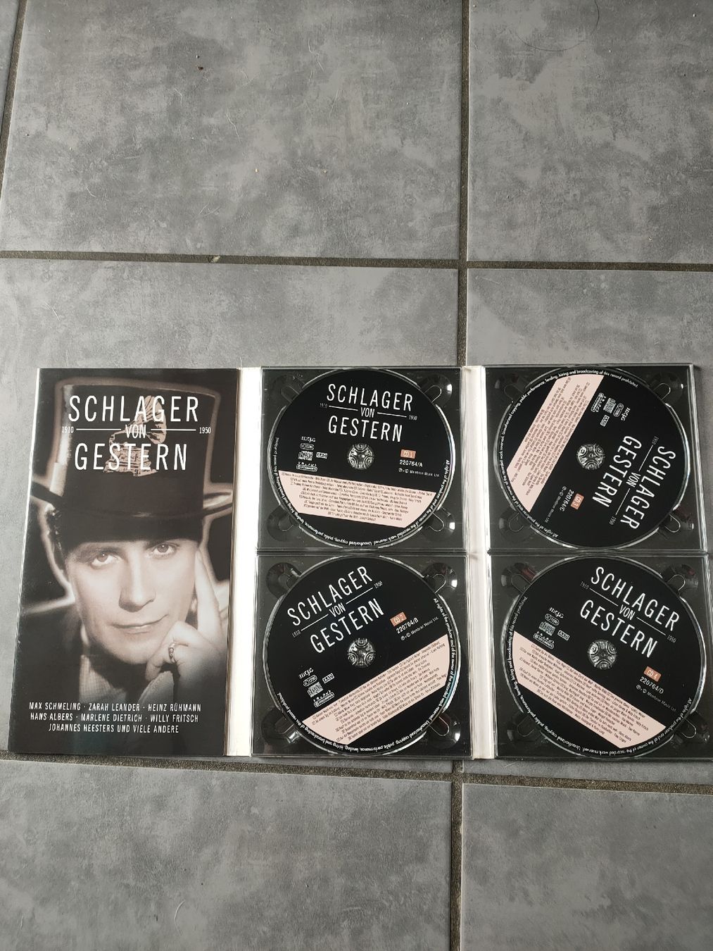 CDs: Schlager von Gestern 4CD+Buch Set Hits 1910-1950 – Gebraucht aus Basel von KongoOtto 1