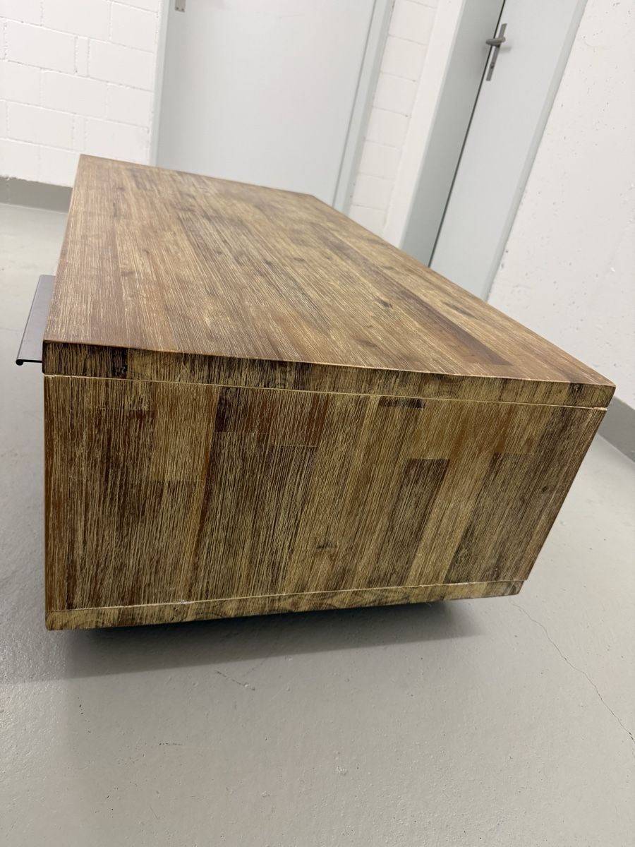 Articoli in legno: Wie Neu - Holz-Couchtisch – Nuovo (secondo la descrizione) da Winterthur venduto da Henici 1