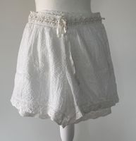 Kurze Hose Ralph Lauren weiss Broderie Anglaise Grösse S