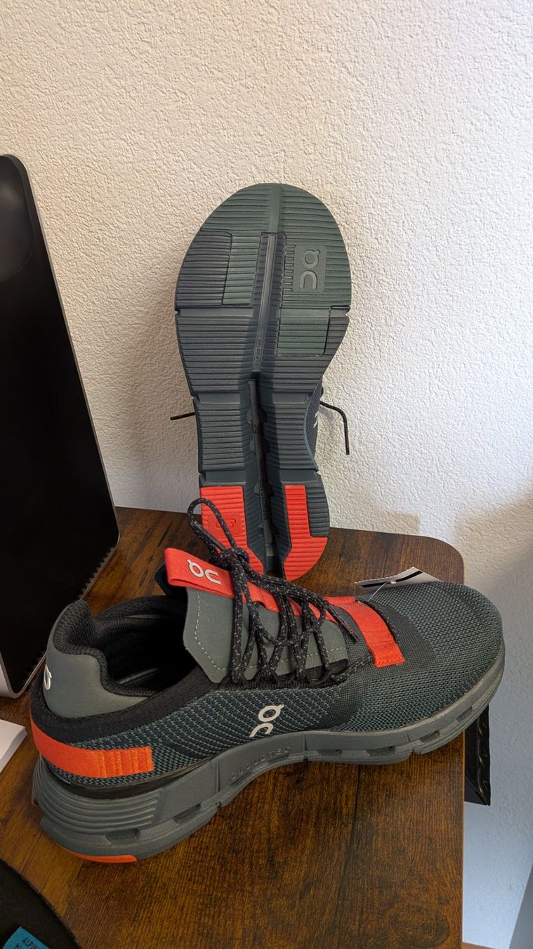 On Chaussures femmes: ON Damen-Sneaker Cloudnova – Neuf avec emballage d'origine à Salez par EMERCARO 3