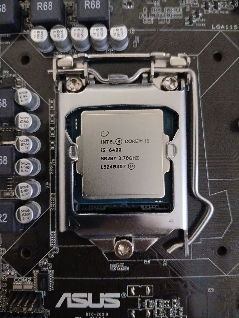 Asus Schede madri: ASUS B150M-C Mainboard + i5-6400 CPU + I/O Blende – Usato da Reinach AG venduto da gra_dvs5 3