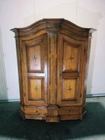 Prachtvoller Barokschrank mit edlen Intrasien