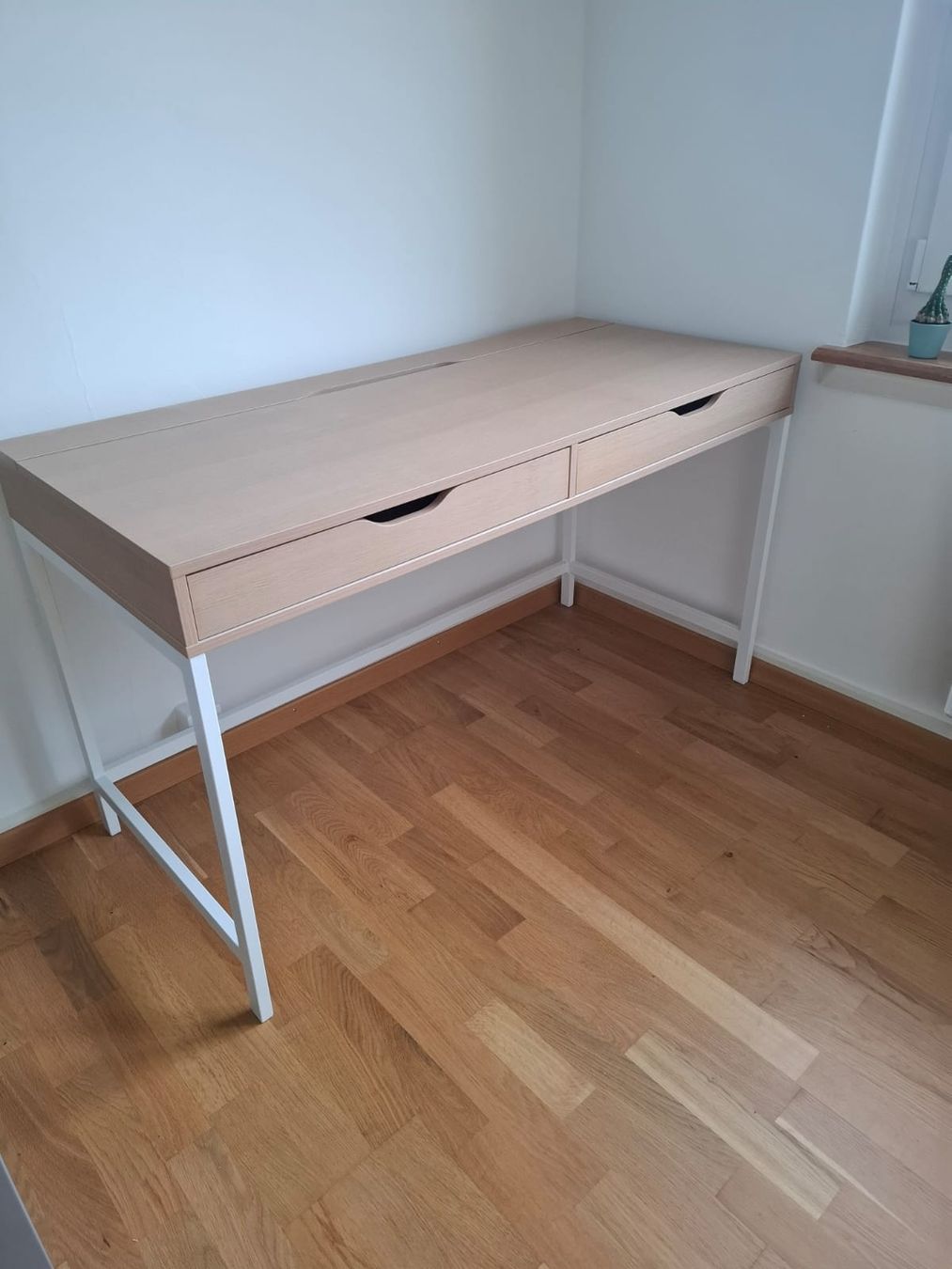 Bureaux: Schreibtisch weiss/Eichenachbildung – Neuf (Voir description) à Zürich par and_b9rp 1