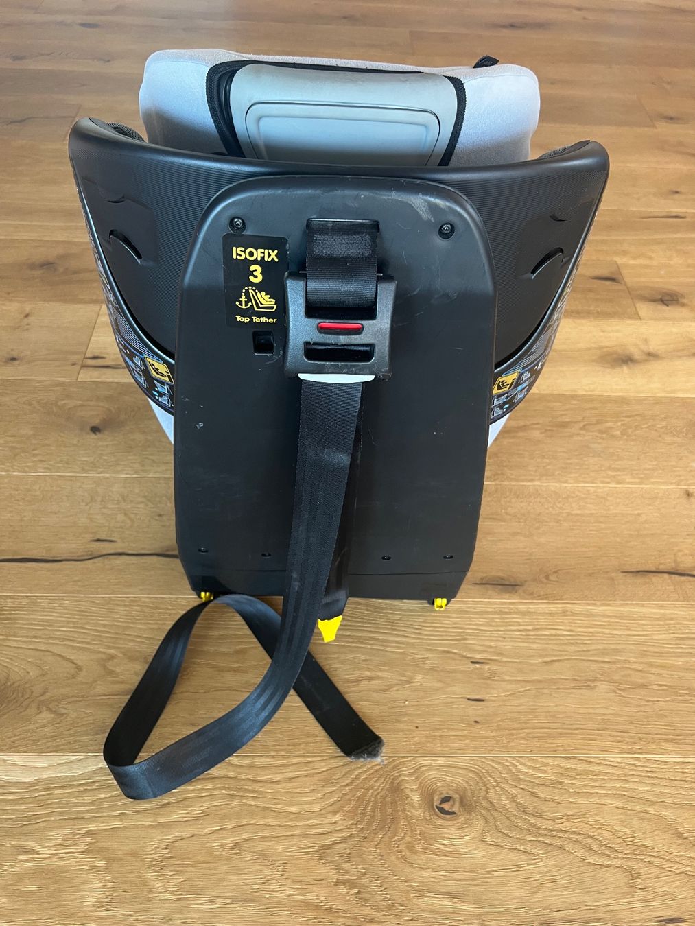 Maxi-Cosi Seggiolini per auto: Maxi Cosi Axiss Fix – Usato da Wangen an der Aare venduto da Wuscheli90 2
