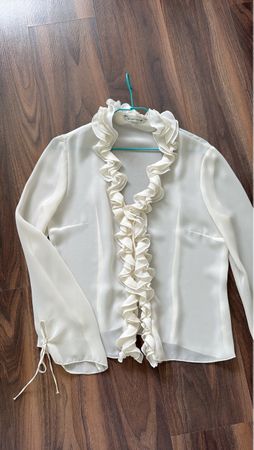 Amitie Cream Ruffle Blouse - Elegant & Unique Design!
