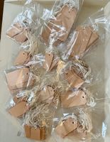 Geschenkanhänger braun mit Schnur diverse Grössen neu