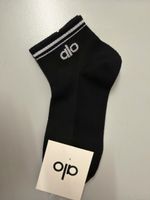 Socken kurz schwarz mit Logo Grösse 36-39 neu mit Etikett