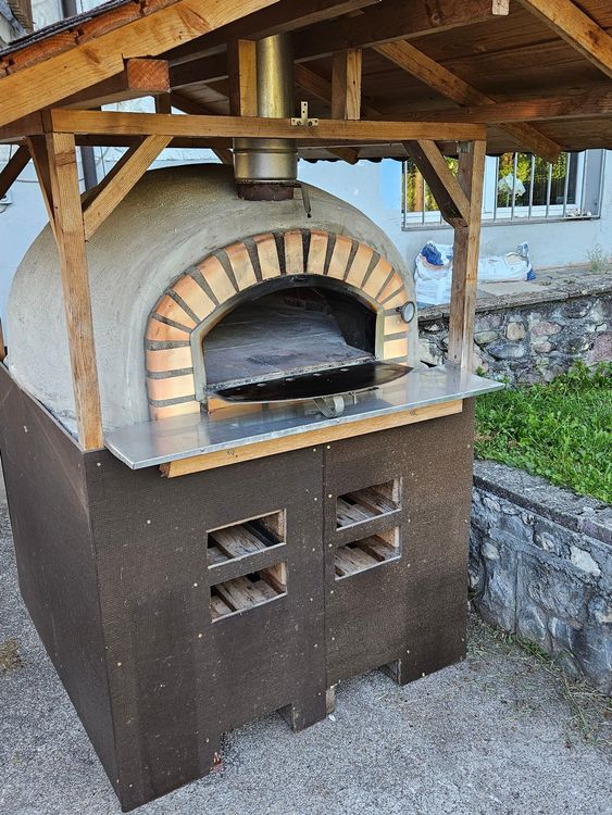 Pizzaofen,Brotbackofen Steinofen mit Dach Mobil Kaufen auf Ricardo