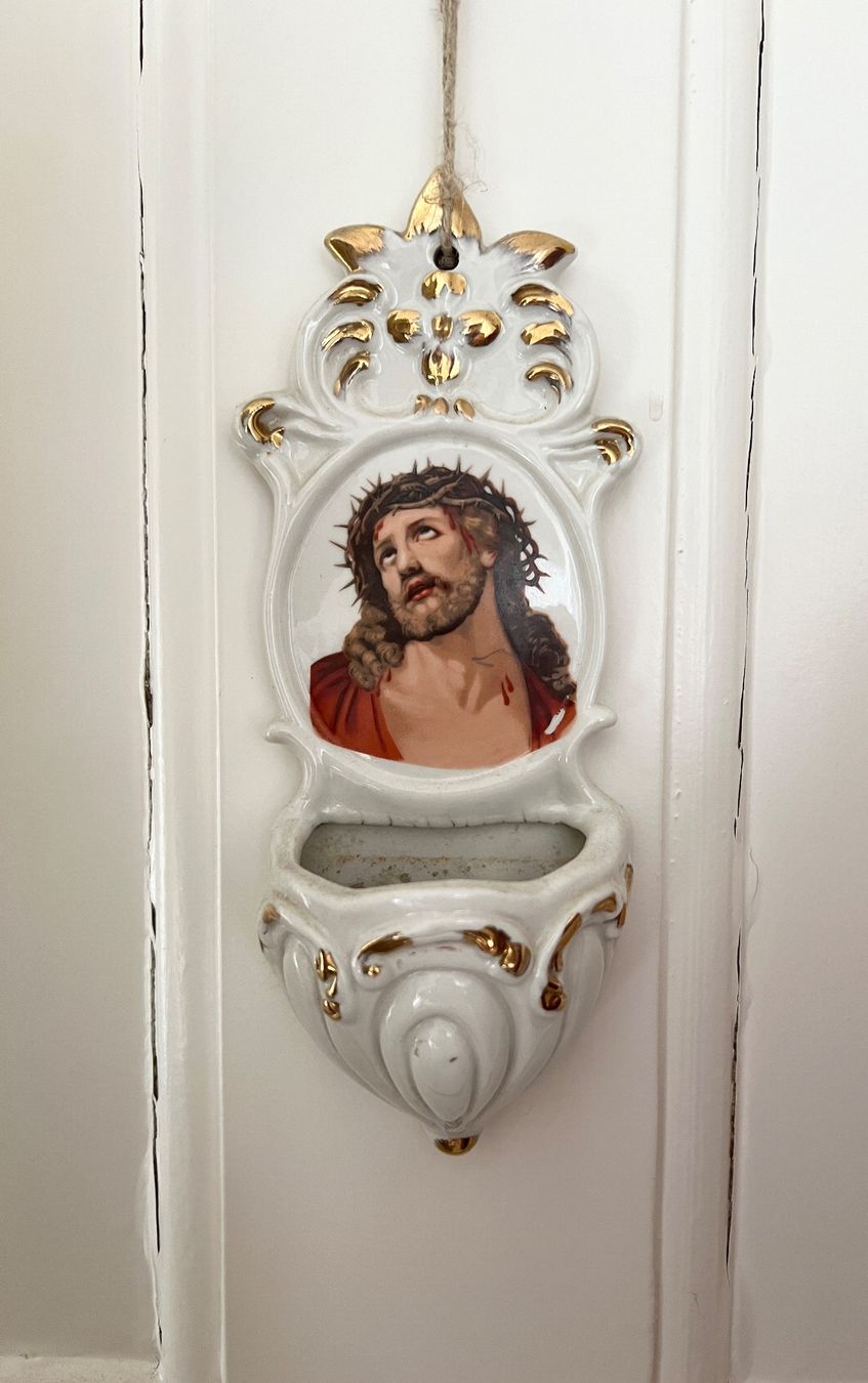 Skulpturen & Statuen: Antikes Weihwasser Gefäss JESUS CHRISTUS – Gebraucht aus Wil von fuschti01 2