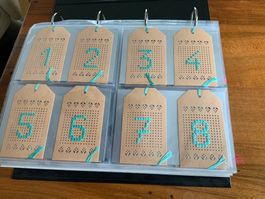 ADVENTSKALENDER. VON. HAND. GESTICKT