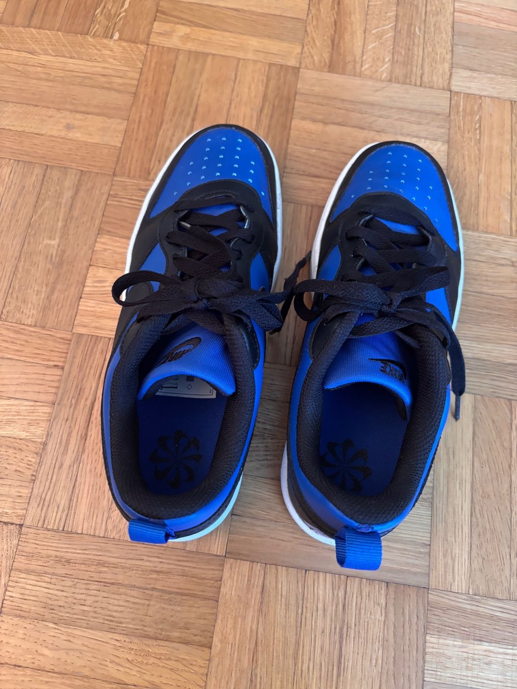Nike Scarpe per ragazzi: Sneakers Nike, 38.5 – Usato da Luzern venduto da naome 2