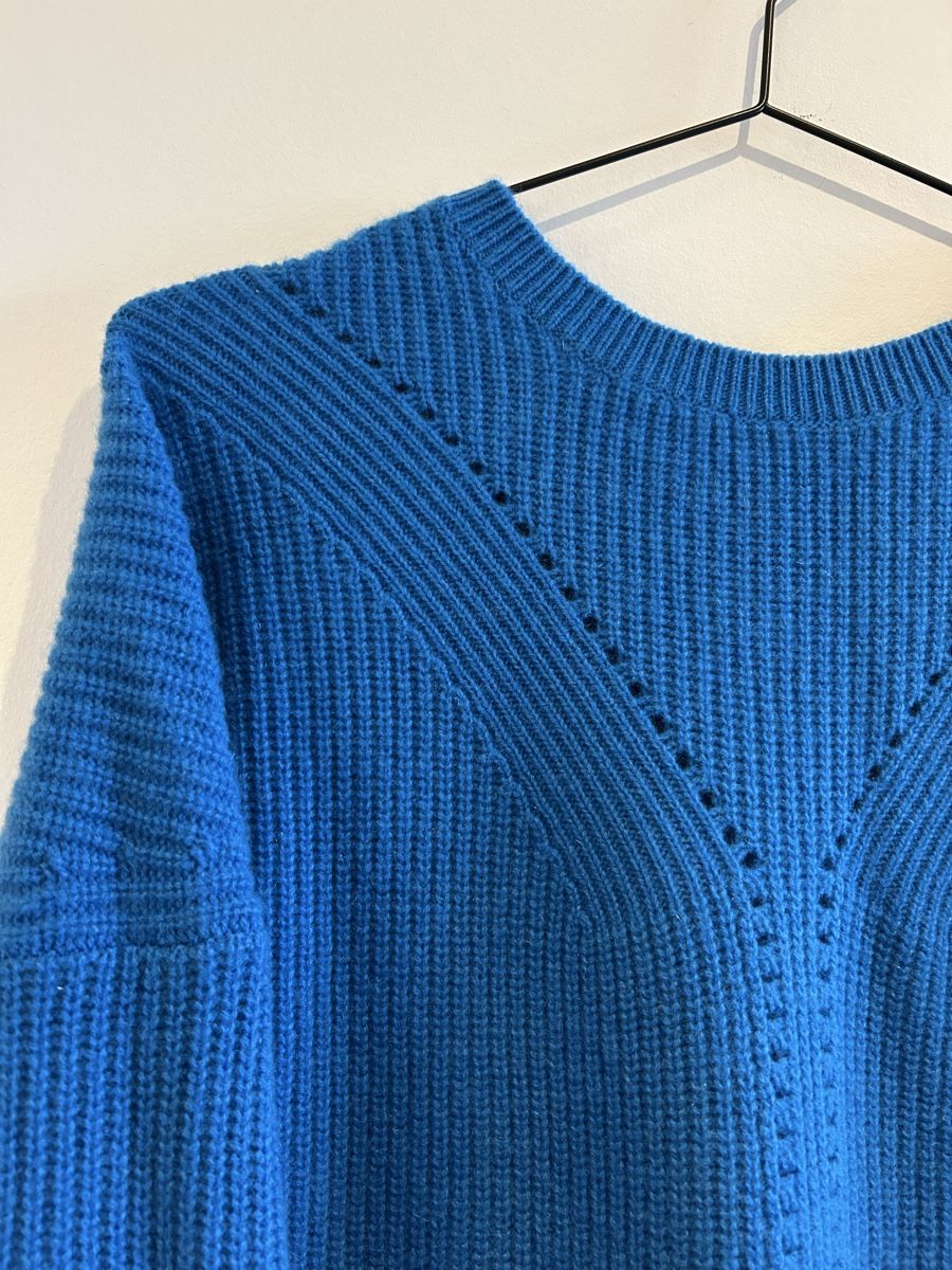 Maje Maglioni & Felpe: Maje Kaschmirpullover in Blau – Usato da Aeugst am Albis venduto da schatzkistee 2
