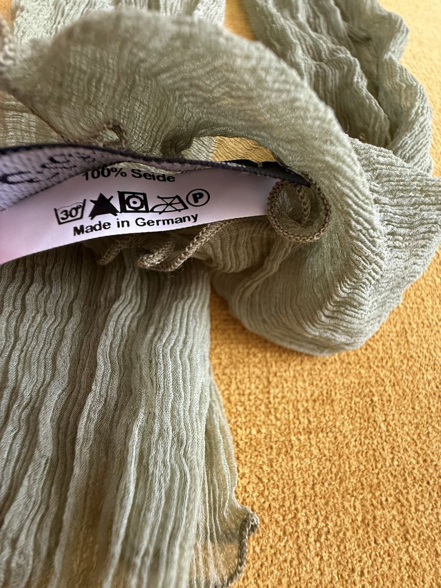 Autres vêtements & accessoires: Armstulpen Seide – Neuf (Voir description) à Feusisberg par Mila1122 3