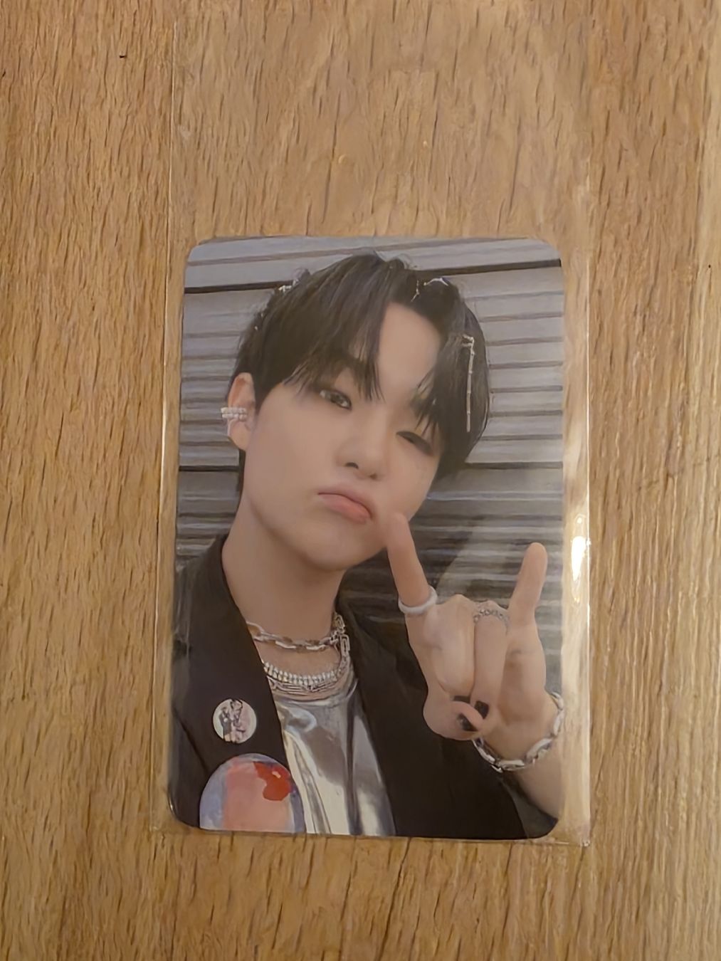 Carte collezionabili: TREASURE Jihoon Photocard – Nuovo (secondo la descrizione) da Langwiesen venduto da leo_ymm2