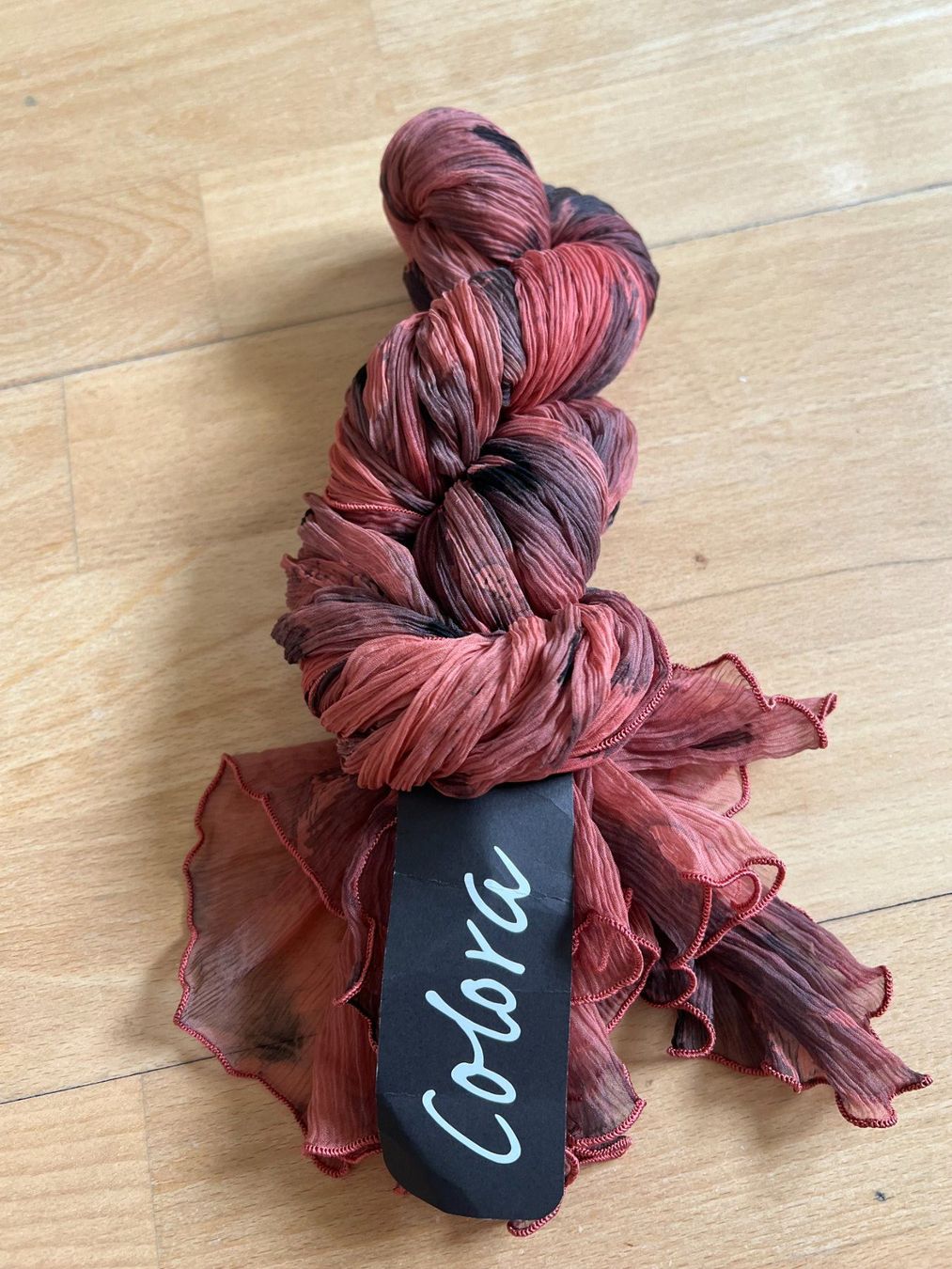 Colora Foulard & Sciarpe: Colora Schal, 100% Seide, Dunkellachs, NEU – Nuovo e nell'imballaggio originale da Worb venduto da farben20zauber 3