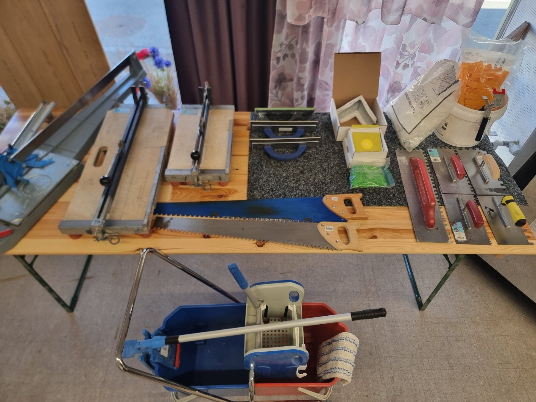 Tous les outils: Plattenleger Werkzeug – D'occasion à Bichwil par maeg1430 2