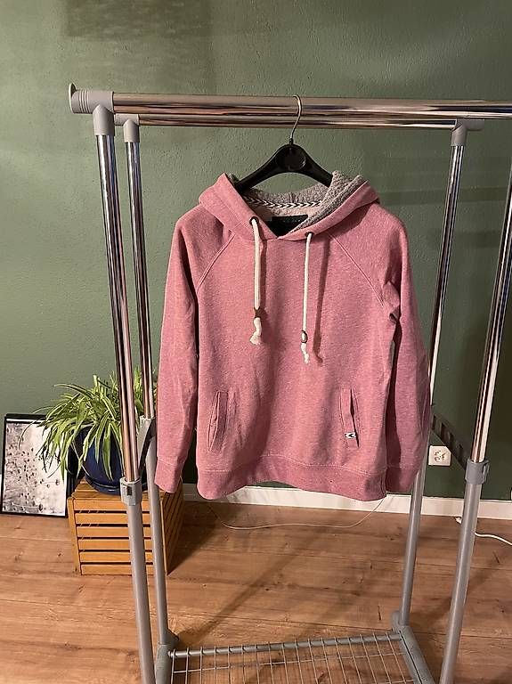 Maglioni & Felpe: Damenhoody  Only in rosa – Usato da Roggwil BE venduto da con_8khh 1
