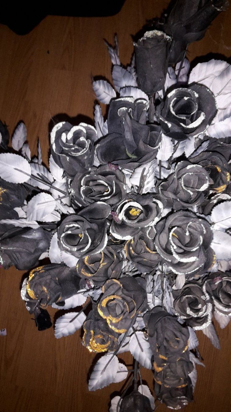 Tops: Schwarze Rosen mit Glitzer L – Gebraucht aus Schwarzenburg von flamingo1970 1