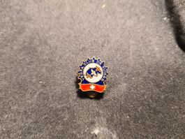 VESPA  CLUB  DE  SUISSE  BADGE  VINTAGE  COLLECTION