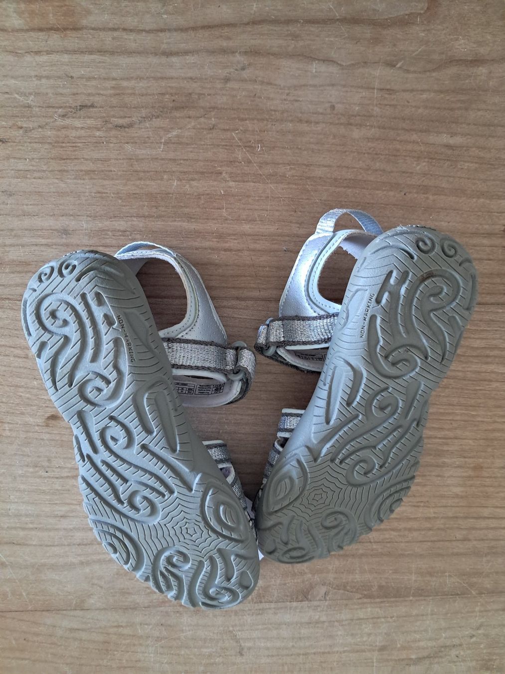Teva Scarpe per ragazze: Teva Sandalen Gr. 31 – Usato da Ipsach venduto da ginko24 1