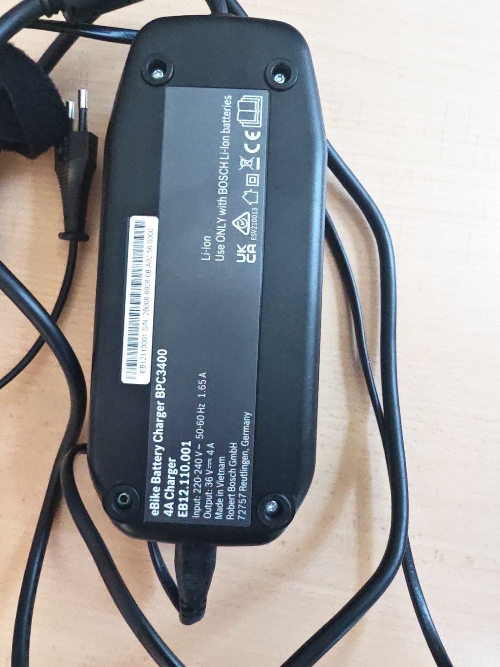 Bosch Caricabatterie: Bosch E-Bike Ladegerät, BPC3400, 4A Charger – Usato da Bern venduto da Gloeis 2