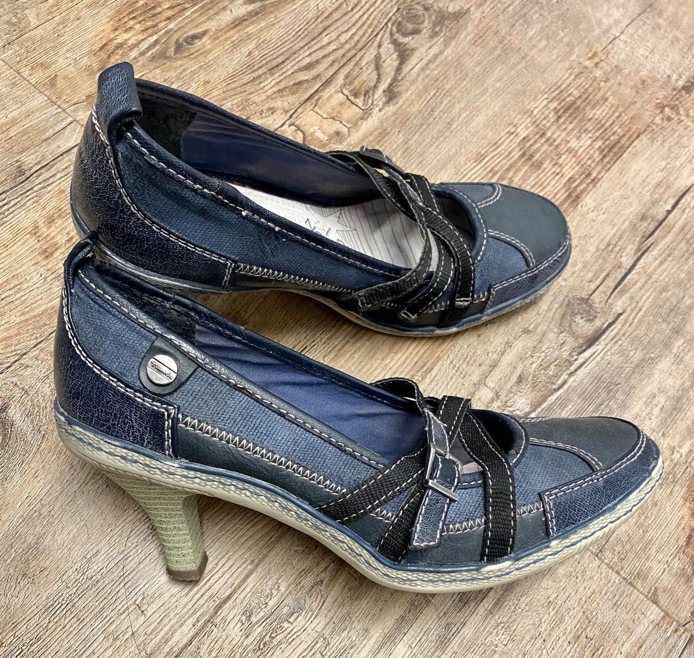 Tamaris Damenschuhe: Gr 39 TAMARIS Pumps Leder TOP – Gebraucht aus Rickenbach b. Wil von sunneschii_