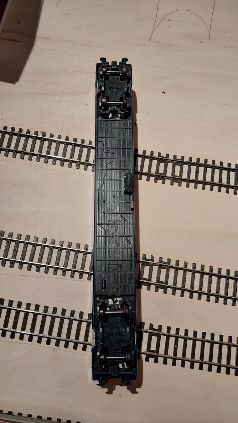 Lima Modelleisenbahnen: EW I der BLS von Lima – Gebraucht aus Brügg BE von Just_standing_here 2