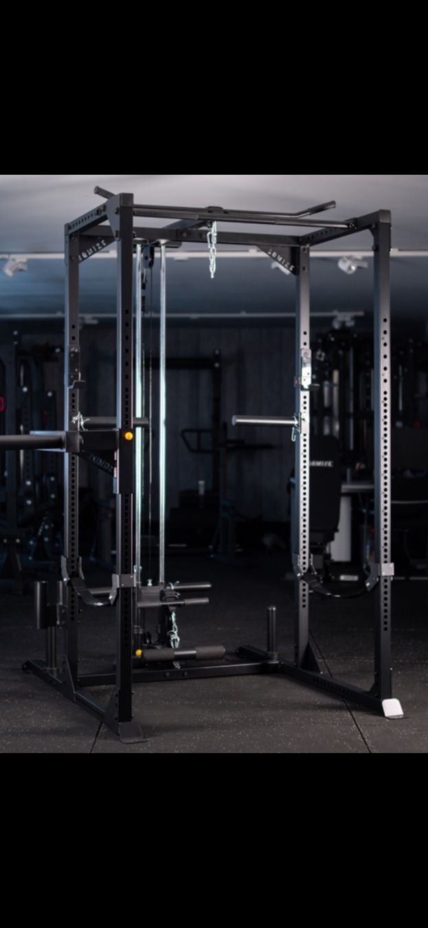 Hometrainer: Power Rack mit Latzugstation . Neu – Neu (gemäss Beschreibung) aus Laupen BE von flo_pzm5