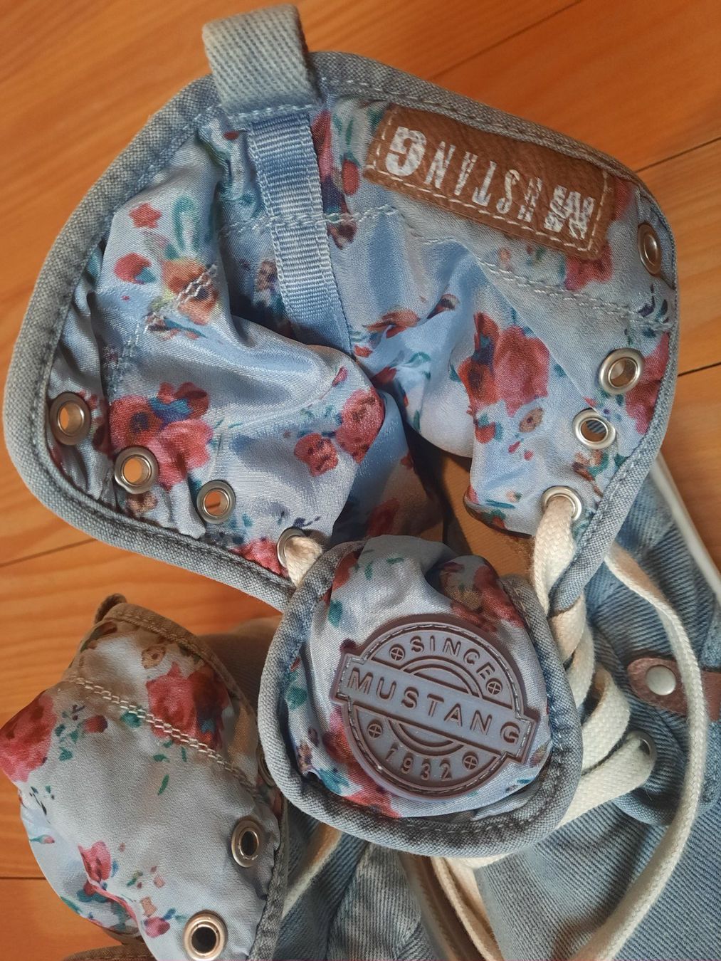 Scarpe da donna: Super coole Schuhe – Usato da Ennetbaden venduto da gekkoloco 2