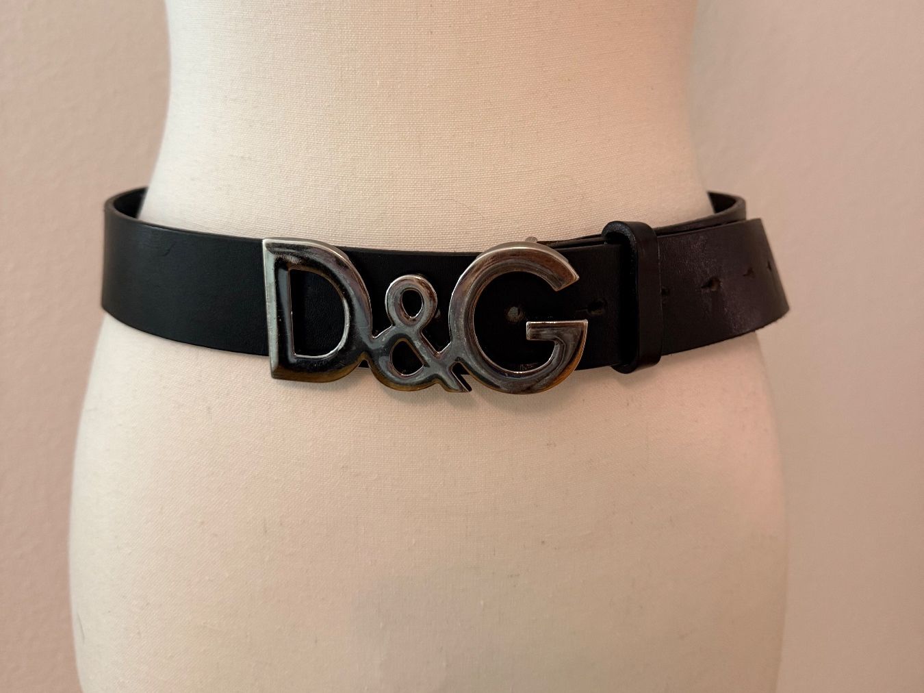 Dolce & Gabbana Cinture: Authentic Dolce & Gabbana Black Leather Belt – Usato da Biberist venduto da jaquesgaraboto