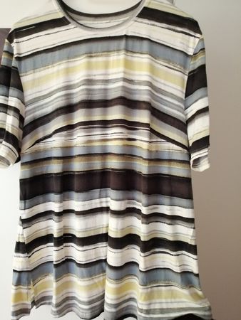 Gestreiftes Kurzarmshirt
