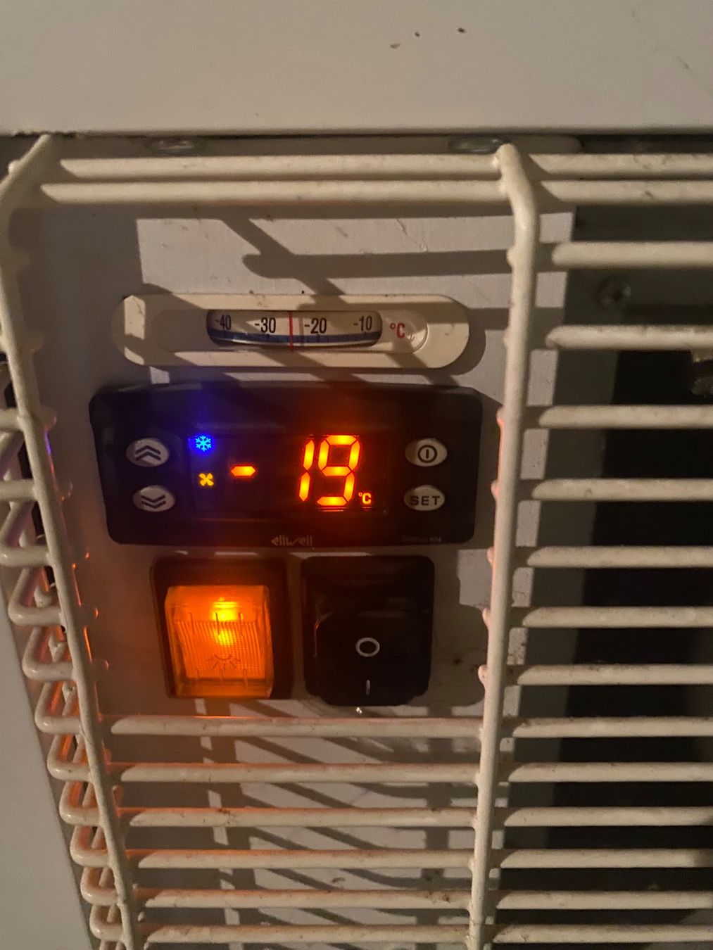 Vetrine: Glacé Vitrine – Usato da St. Gallen venduto da wartau04 6