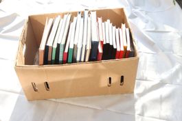 24 schöne leere Briefmarkenalben