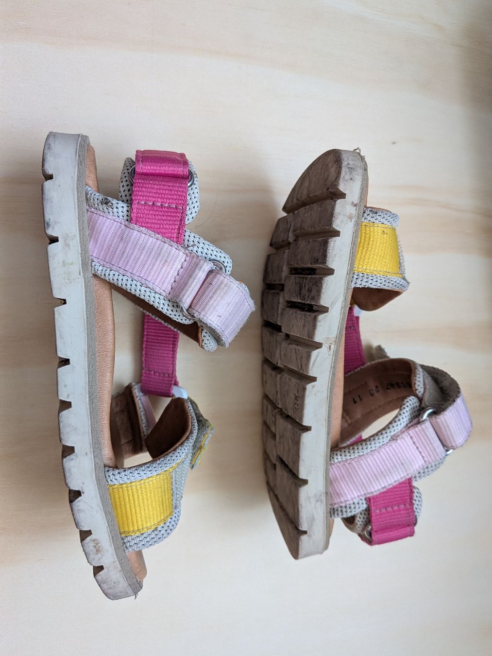 Froddo Chaussures filles: Froddo Sandalen, Grösse 28 – D'occasion à Zofingen par Droni_A 1