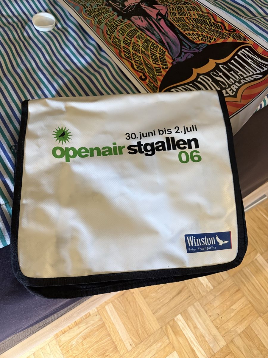 Foto & Immagini: Openair St. Gallen 2006 Jubiläumsplakat & Tasche im Bundle – Nuovo e nell'imballaggio originale da Niederuzwil venduto da Ulf233 1