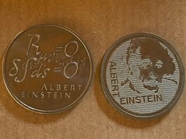 2 Sonder-Fünfliber 1979 Albert Einstein Formel und Kopf
