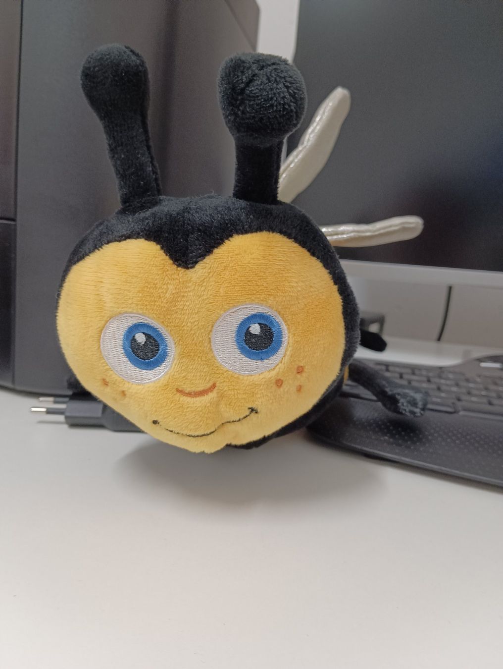 Coop Statuette: Sammelfigur Biene "Sunny" – Usato da Oberweningen venduto da Bumblebee2