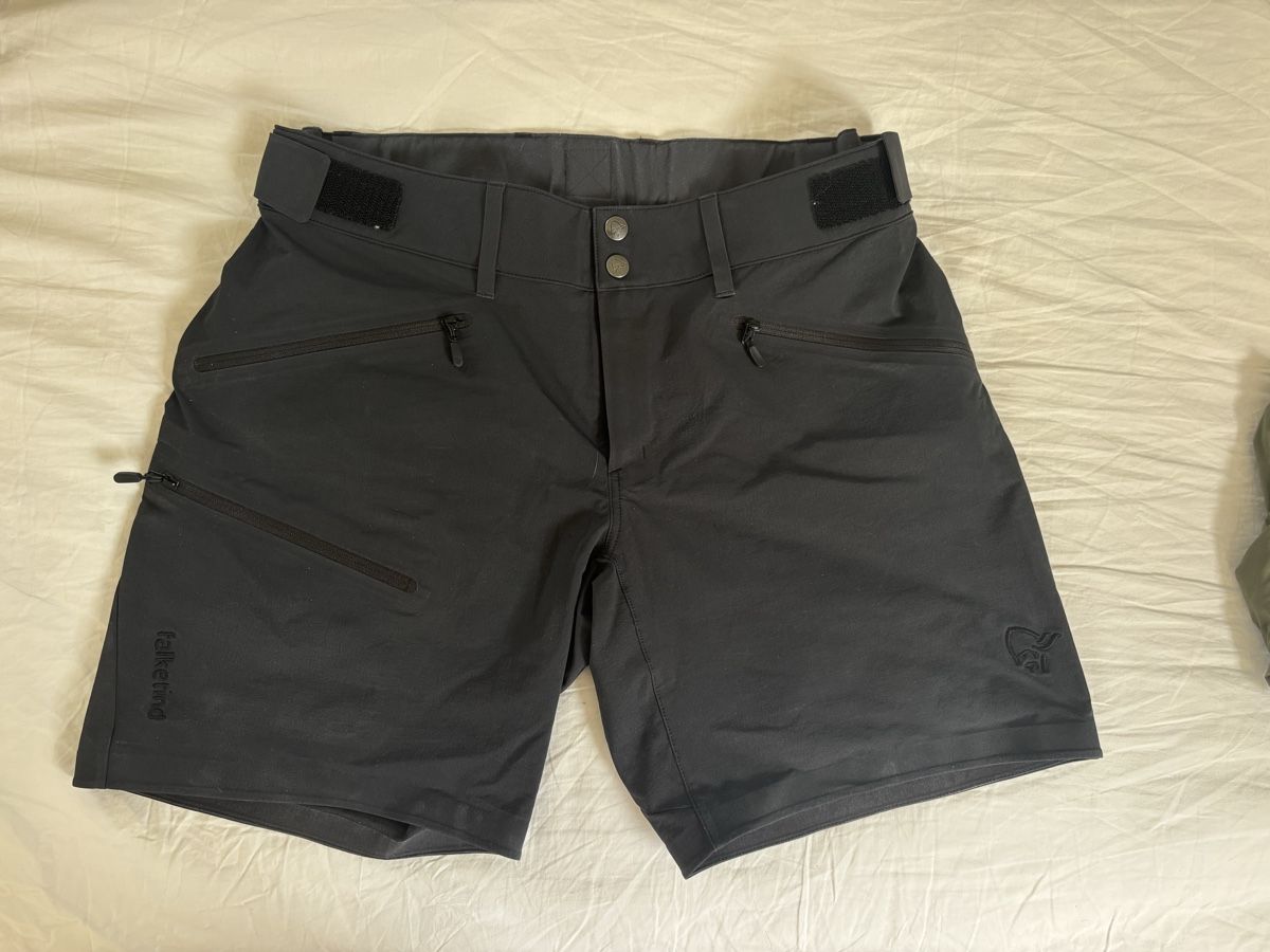 Norrøna Hosen: norrona sporthose schwarz – Neu (gemäss Beschreibung) aus Erlenbach ZH von nati.be