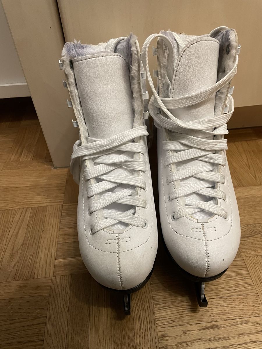 Pattini da ghiaccio: Schlittschuhe Gr. 36 – Usato da Davos Dorf venduto da Enzian5105