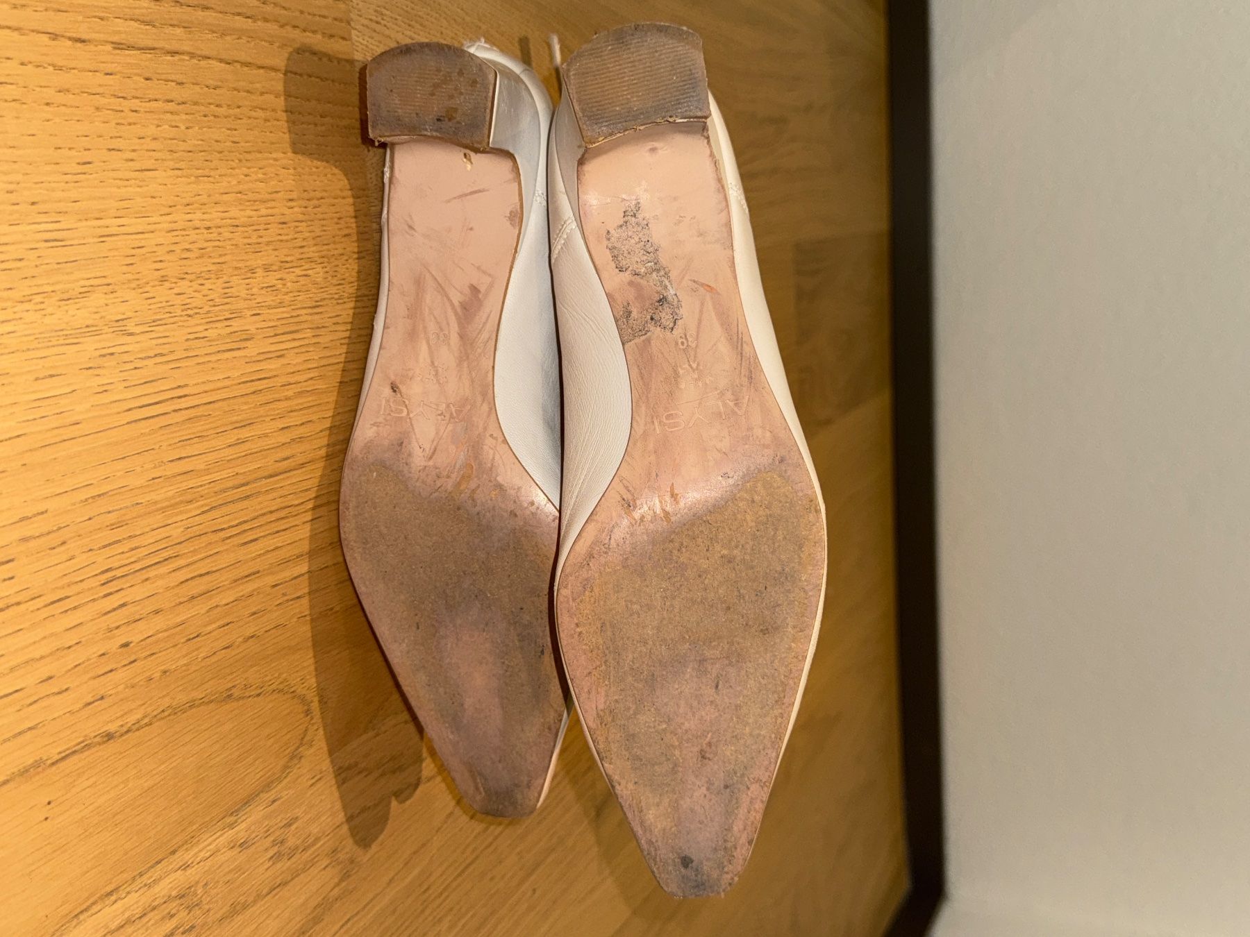 Chaussures femmes: Ice white ankle boots – D'occasion à Zürich par VittoDS 5
