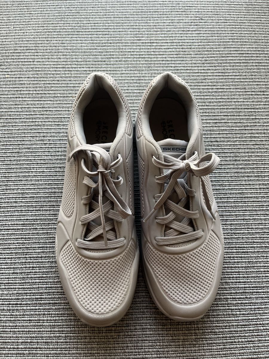 Skechers Scarpe da uomo: Skechers Sneakers Gr.43 – Usato da Zürich venduto da Iryna_